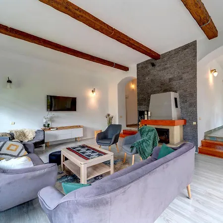 펜션 Zameczek By Interhome *